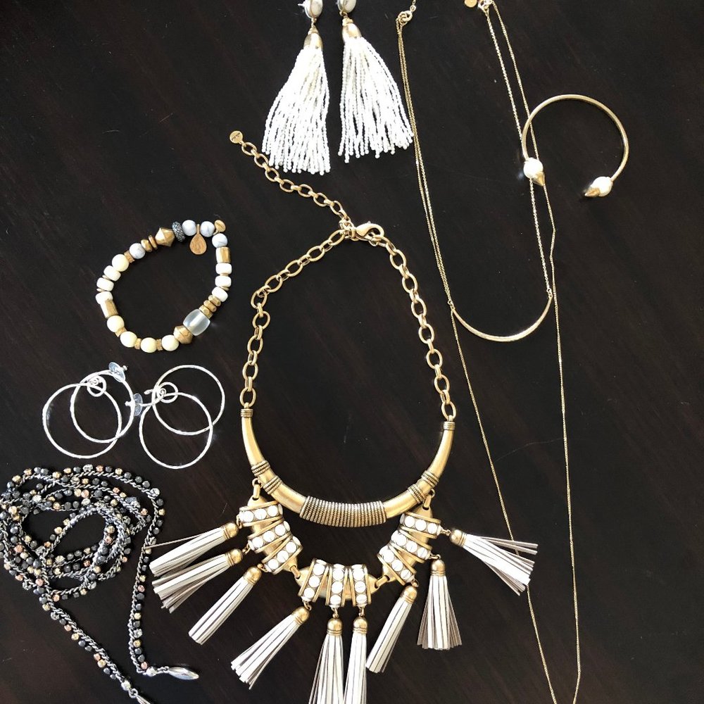Stella & Dot Jewelry (9 pieces)